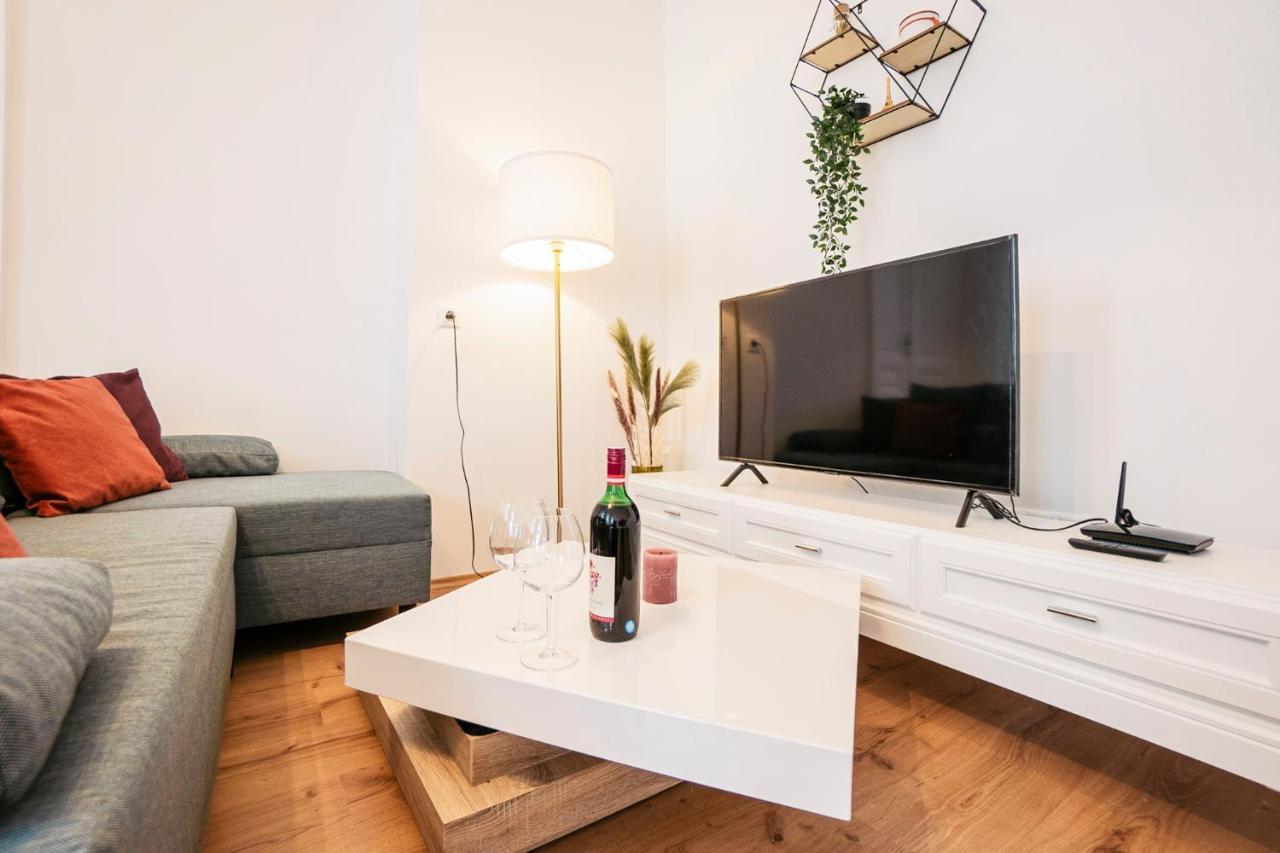 Coupledream - 10Min To City Center! Вена Экстерьер фото